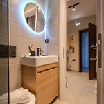 Loft 77