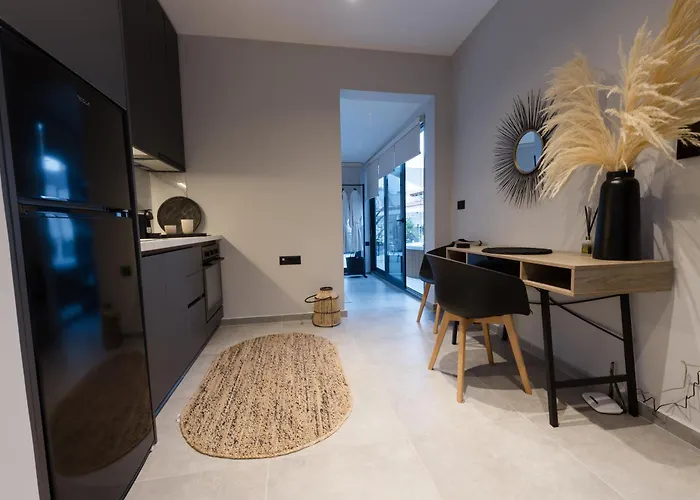 Loft 77 Patras